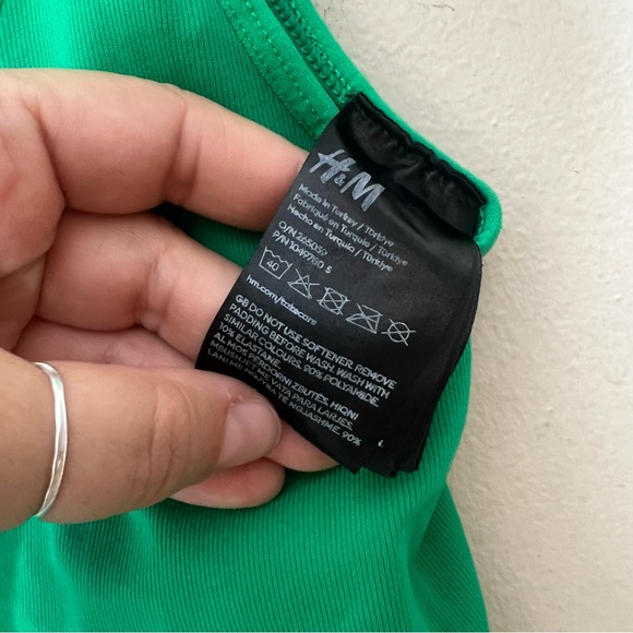 🔥 H&M | Under Top - Picture 4 of 4